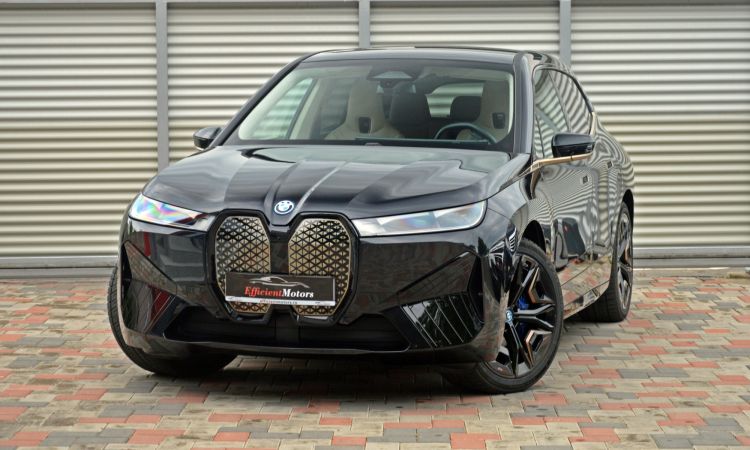 BMW iX