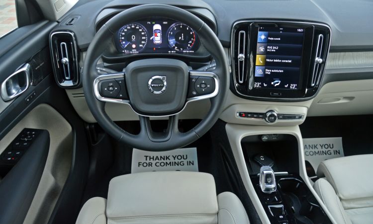 Volvo XC40