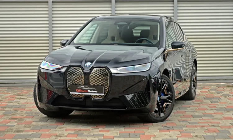 BMW iX
