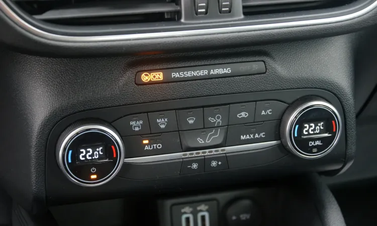Ford Kuga – foto 24
