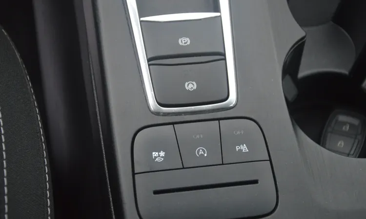 Ford Kuga – foto 27