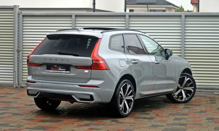 Volvo XC60 – foto 8